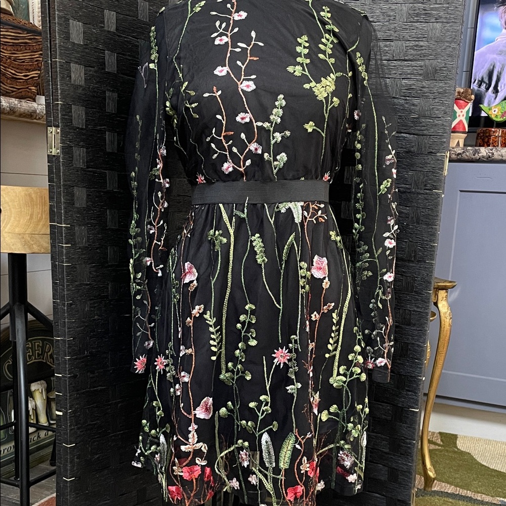 Black Long-Sleeve Embroidered Floral Midi Dress